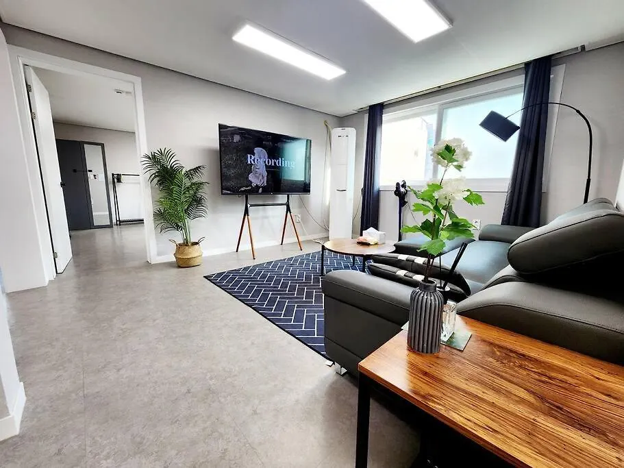 The Enough Apartment Seoul